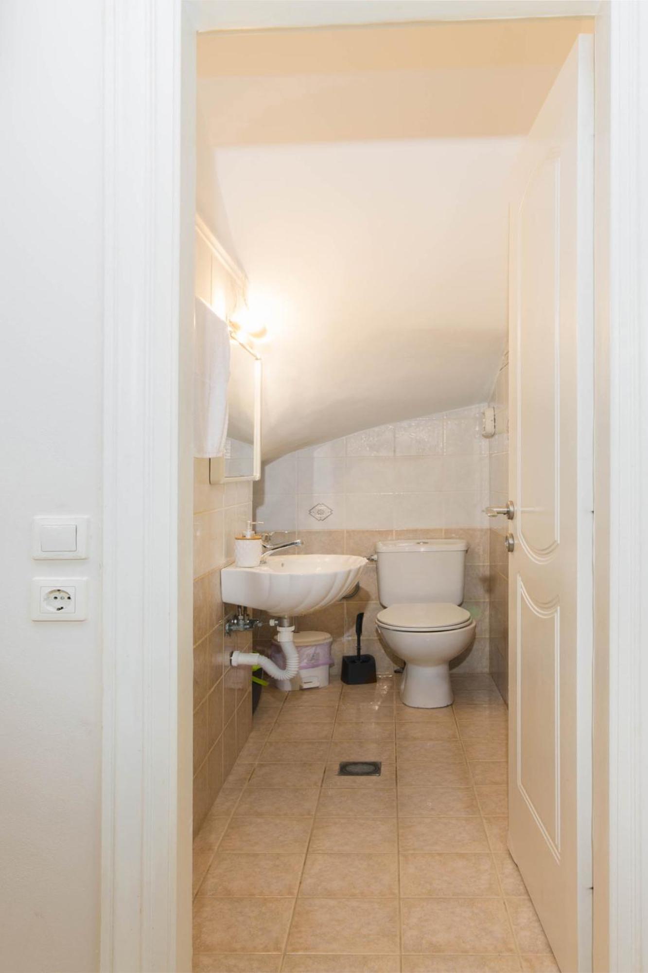 Διωροφη Μεζονετα-2Km Απο Το Κεντρο-Iliana House Apartment Alepou Екстериор снимка