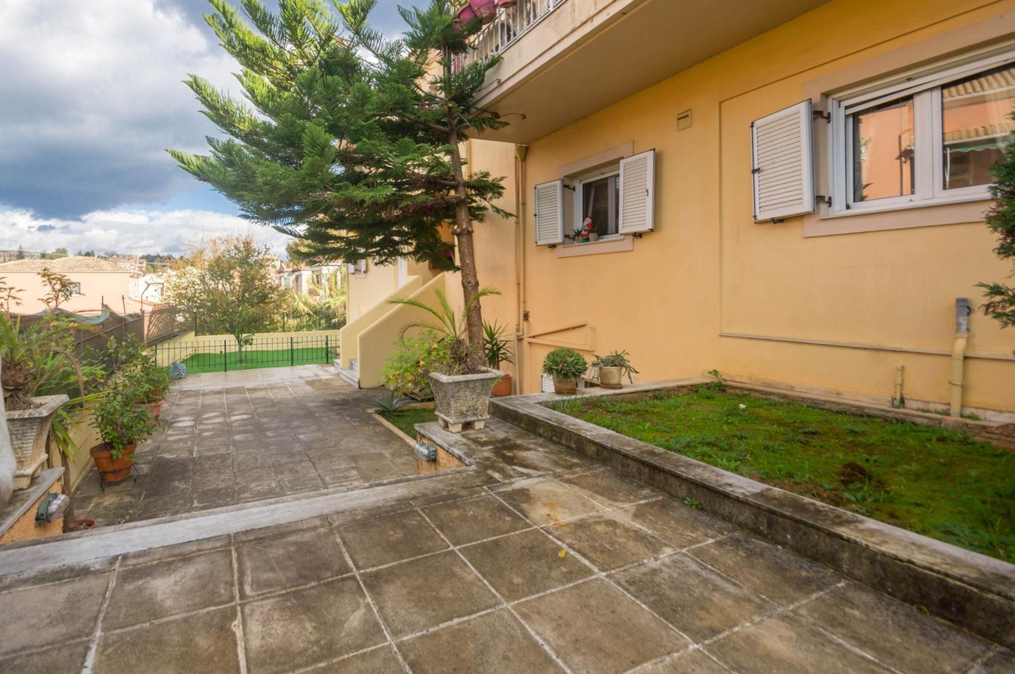 Διωροφη Μεζονετα-2Km Απο Το Κεντρο-Iliana House Apartment Alepou Екстериор снимка