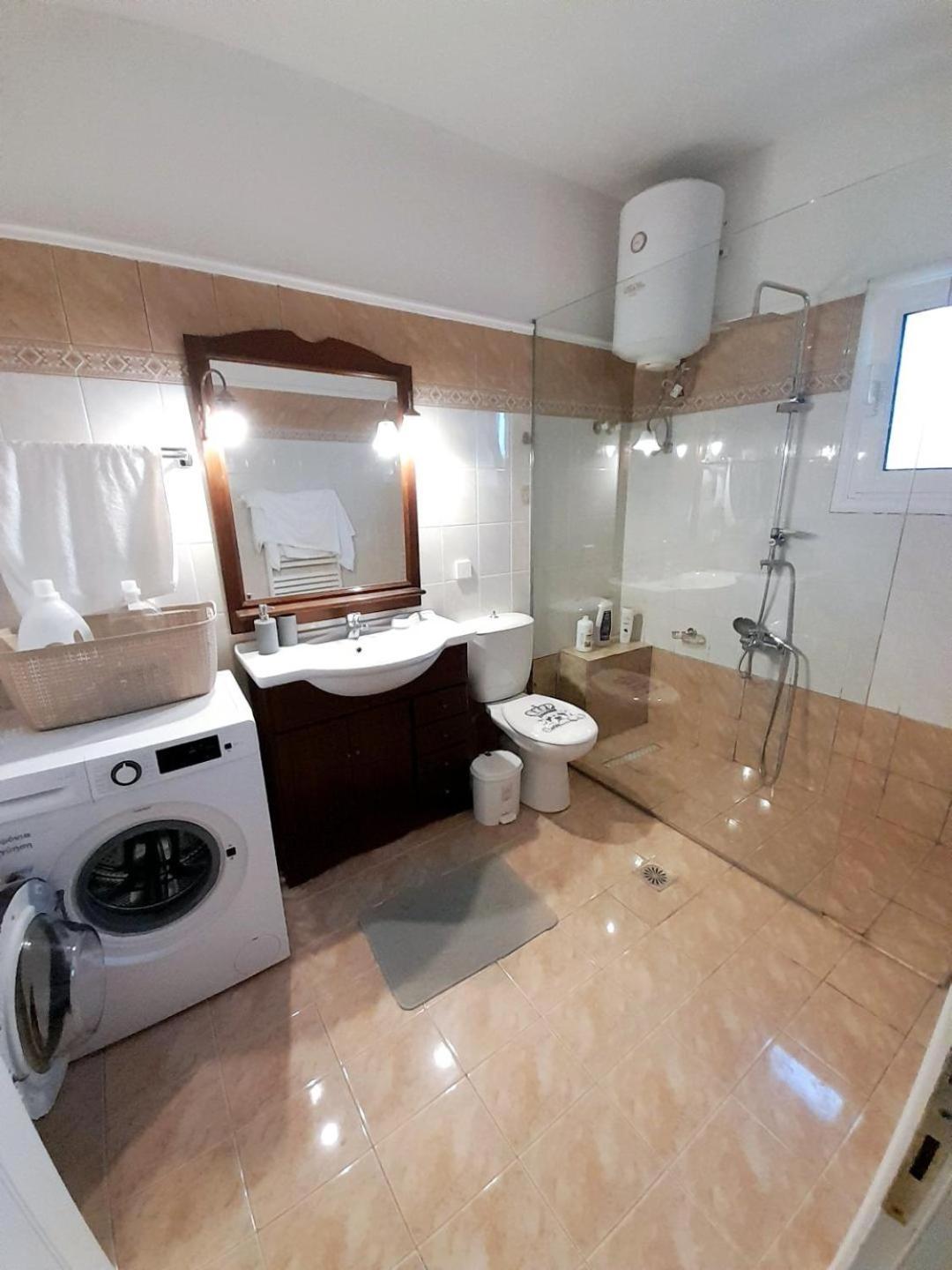 Διωροφη Μεζονετα-2Km Απο Το Κεντρο-Iliana House Apartment Alepou Екстериор снимка